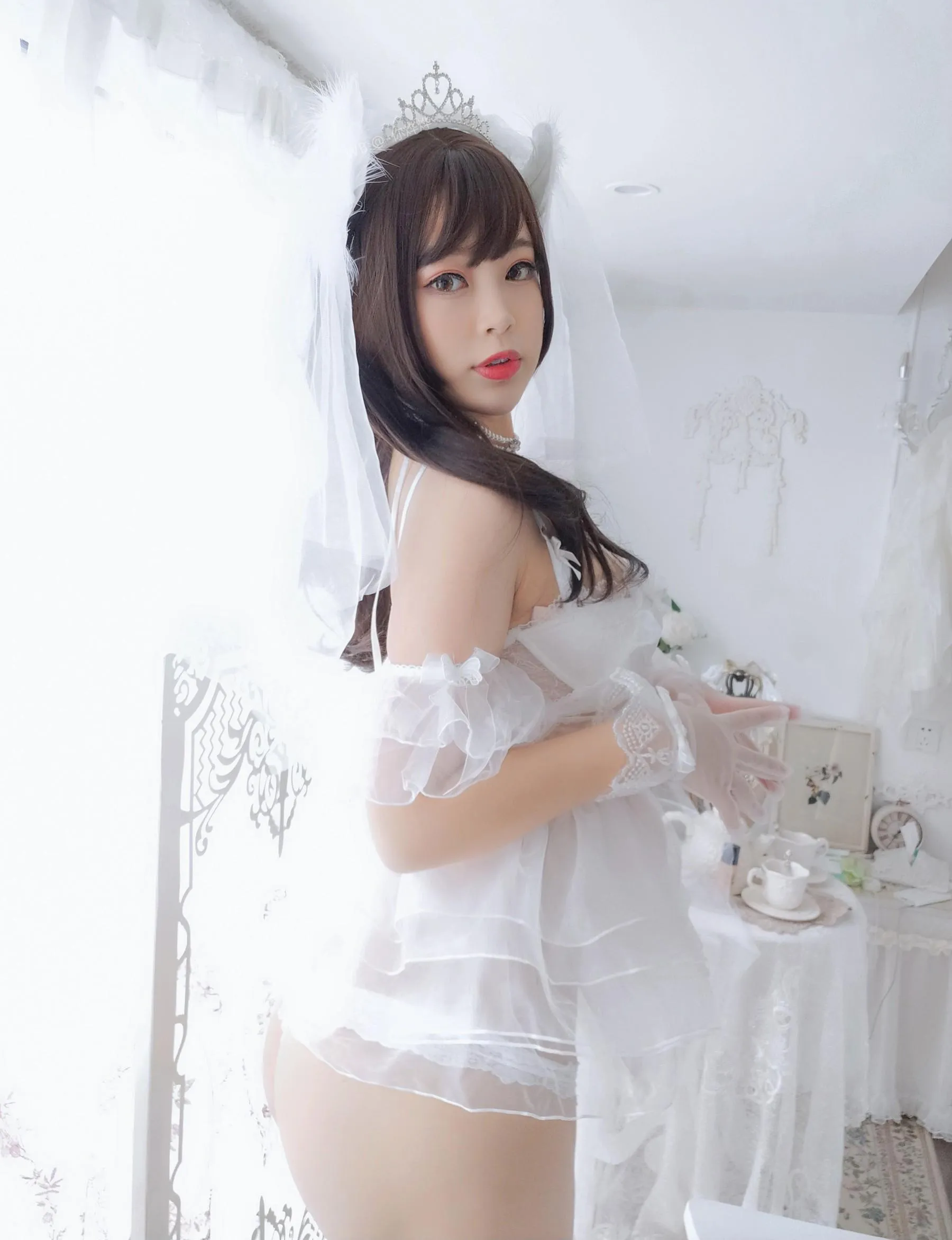 白烨 – NO.09 白天鹅自拍 [25P]插图9